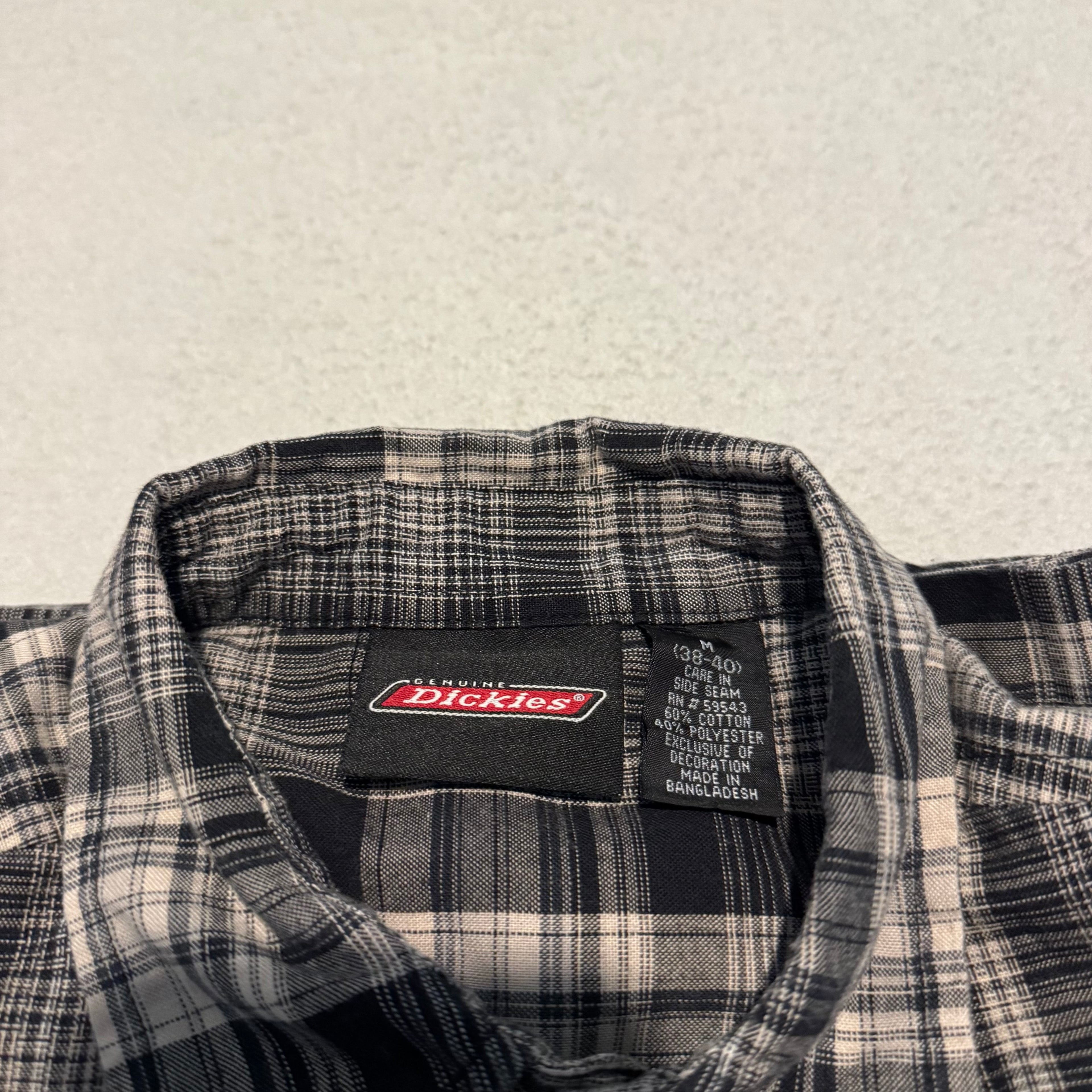 Dickies Plaid Short Sleeve Shirt – Black/Grey – M (38–40)